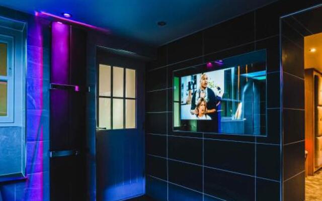 Church Suites by The Cranleigh Boutique