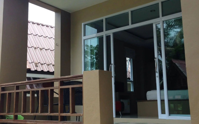 Hut Sun Bungalow