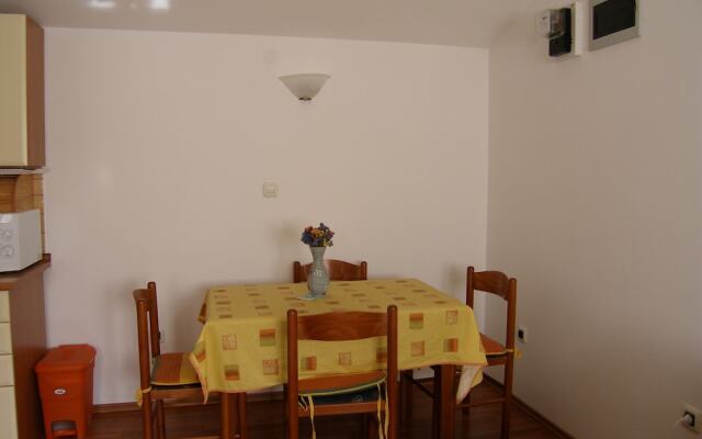 Urban apartment Ljiljana