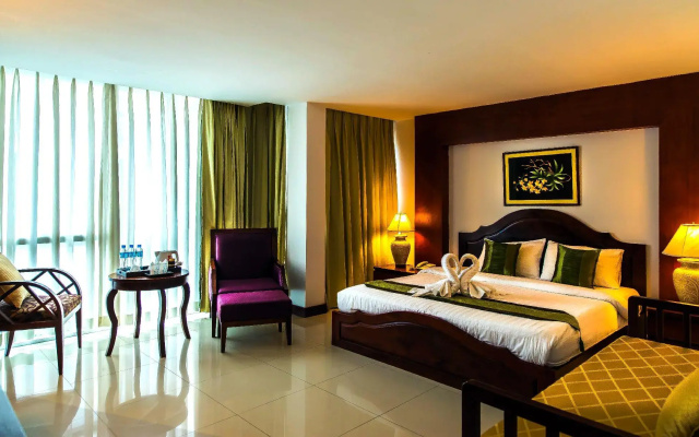 Sabaidee at Lao Hotel