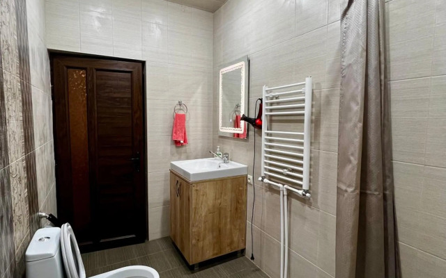 New 3 bedroom house each room rentable separately