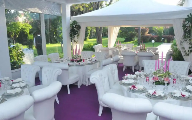 L Mansion Guest Palace