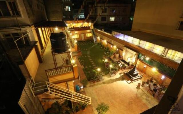 Boudha Inn Meditation Center