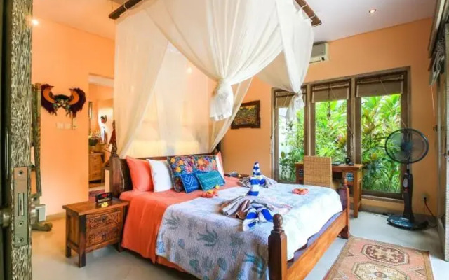 Artsy 2 Bed Villa/Ubud/Pool/AC/Gardens/Penestanan
