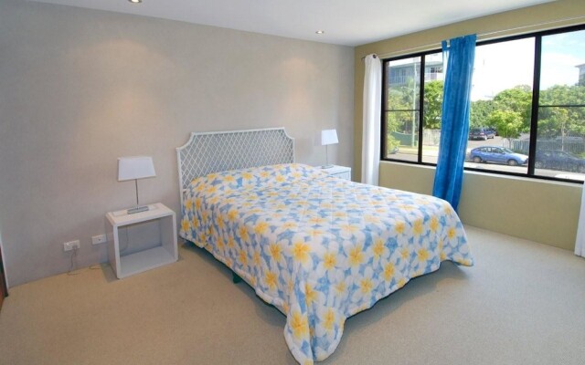 Apartment Coronado 10 13
