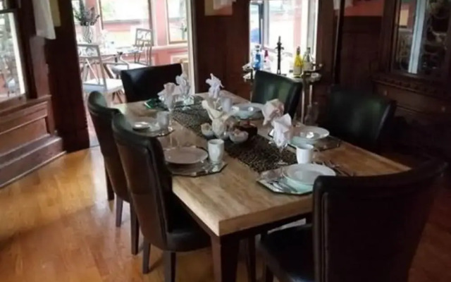 University Circle Bed and Breakfast