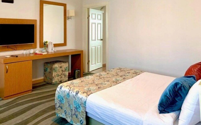 Regna Hotel