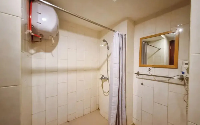 Restful Studio (No Kitchen) At Mataram City Apartment