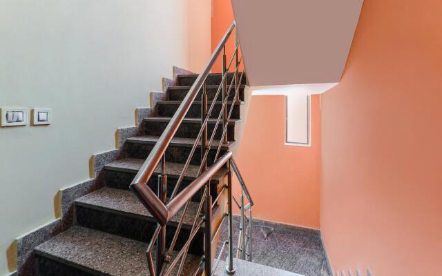 OYO 22968 Devanshi Residency