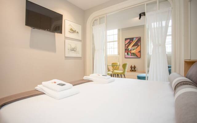 Liiiving - Cedofeita Charming Apartment