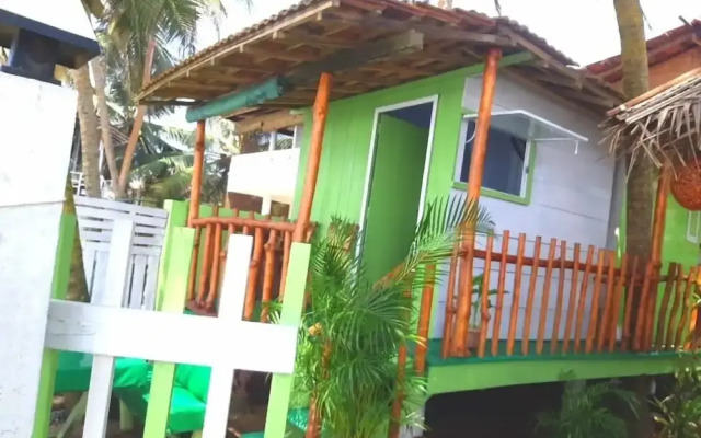 Luna Beach Home & Cabanas - Hostel