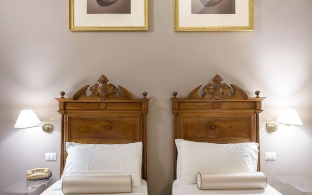 Travel & Stay - Navona 2