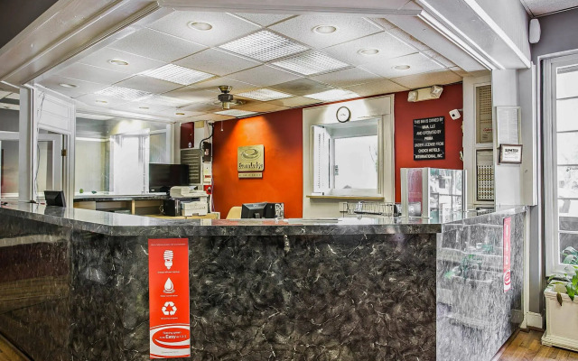 OYO Hotel Sumter SC Downtown