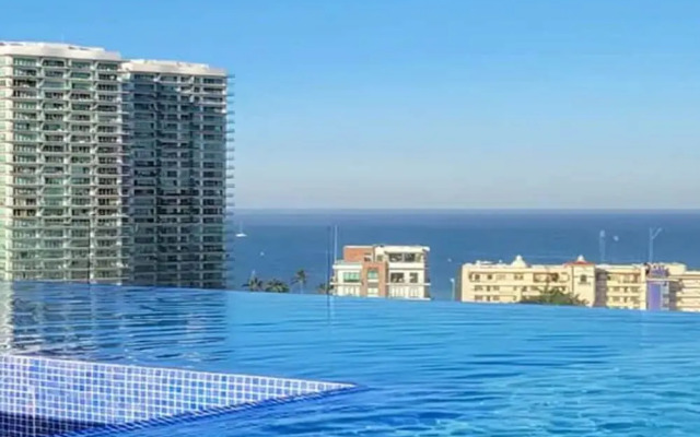 Zoho Skies Amazing View Sleeps 6