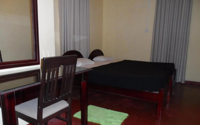 Savana Bungalow & Hostel