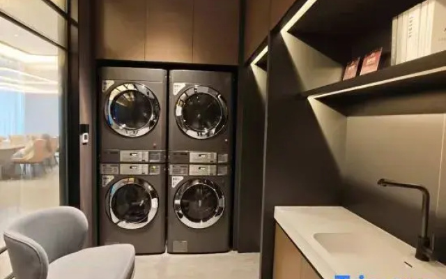 Homeinn Plus Hotel (Hangzhou Xintiandi)