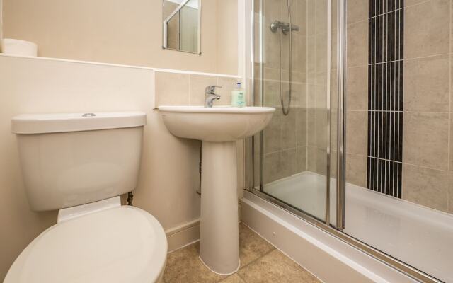 Royale Blenheim Apartment
