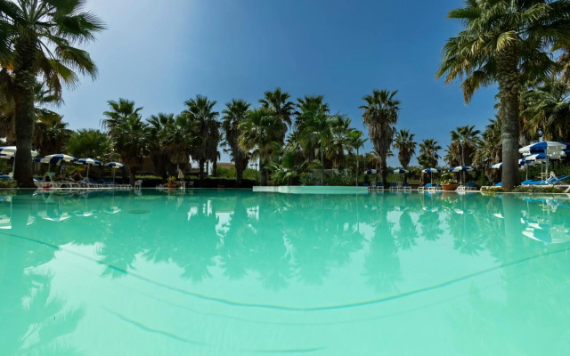 Prince Franklyn Hotel
