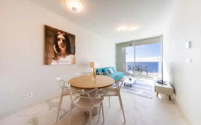 Barreirinha Front-Line Sea View I