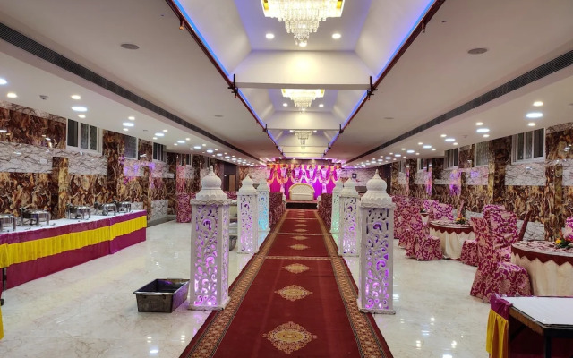 Hotel Maple Delite