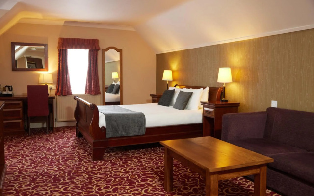 The Fieldhead Hotel by Greene King Inns