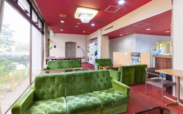 OYO Joetsu City Hotel Kasugayama