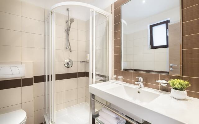 Maistra Apartments Petalon