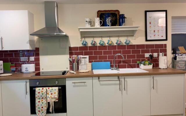 Pristine Apartment in The Centre of Glastonbury