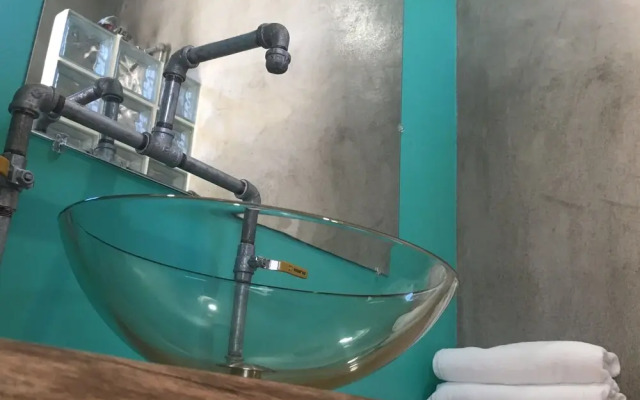 Crash Pad Adventure Hostel