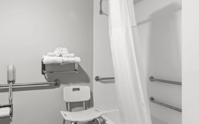 Quality Inn & Suites