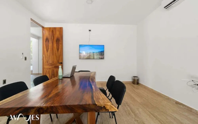 Spacious Loft W/garden View Pool + Jacuzzi GYM