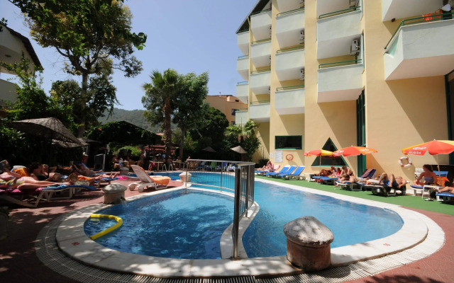 Siesta & Juniper Hotel