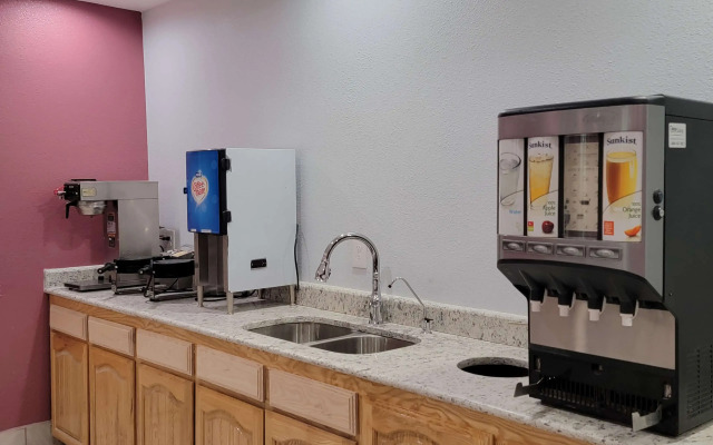 SureStay Plus Hotel by Best Western Odessa