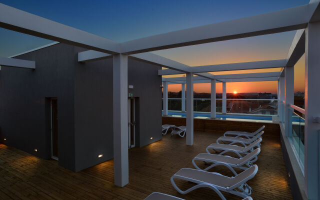 Embassy Hotel & SPA