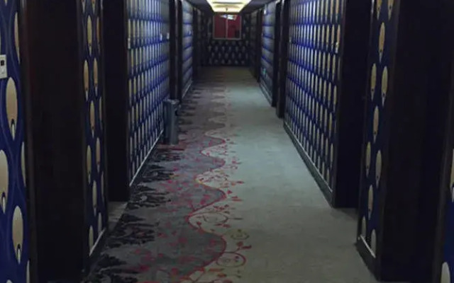 Luoyang New Shengguang Hotel