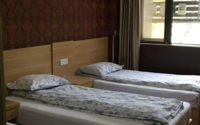 Fudun Holiday Hostel