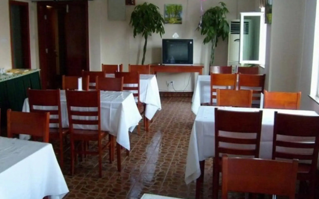 GreenTree Inn Anqing Renmin Road Business Road Exp