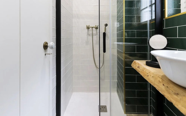 Castelo Premium II by Homing