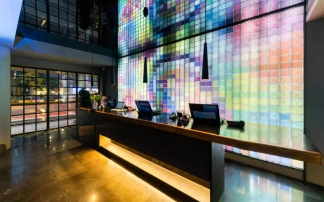 Hansen Books Music Hotel