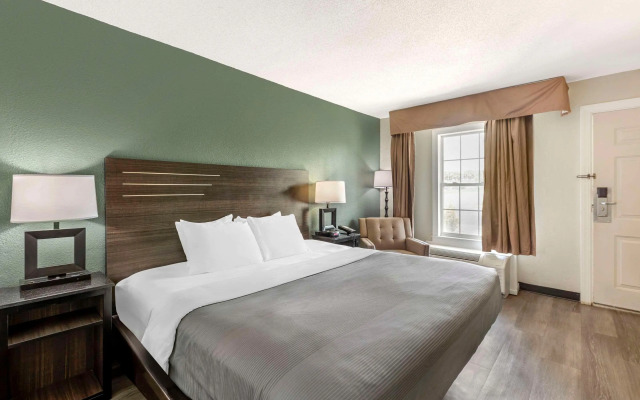 Quality Inn & Suites Santee