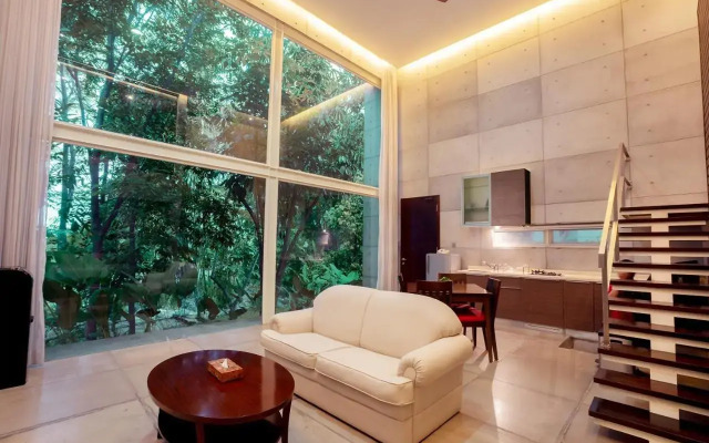 K Gallery Hotel