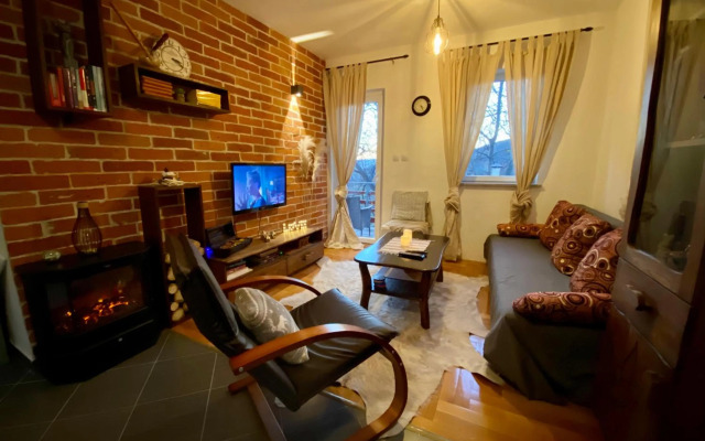 “Bear Hill” Apartments