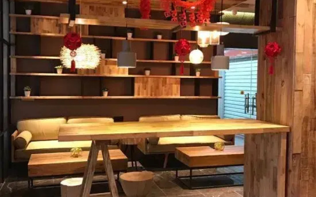 V8 Yiju Hotel (Guangzhou Railway Station)