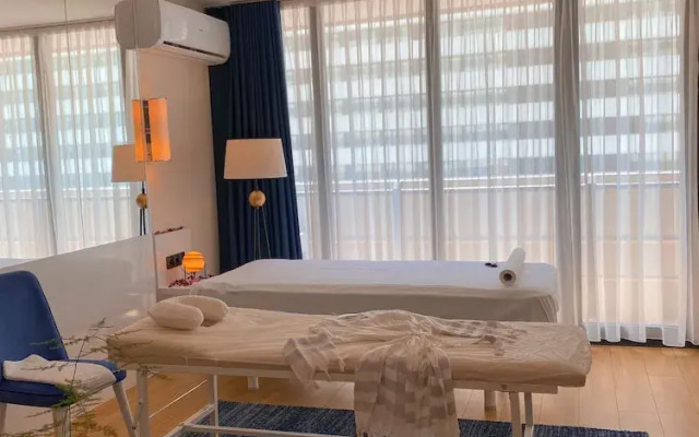 Seaside VIP40