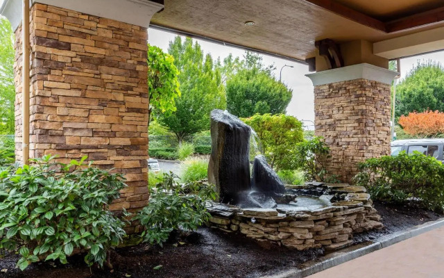 La Quinta Inn & Suites by Wyndham Vancouver