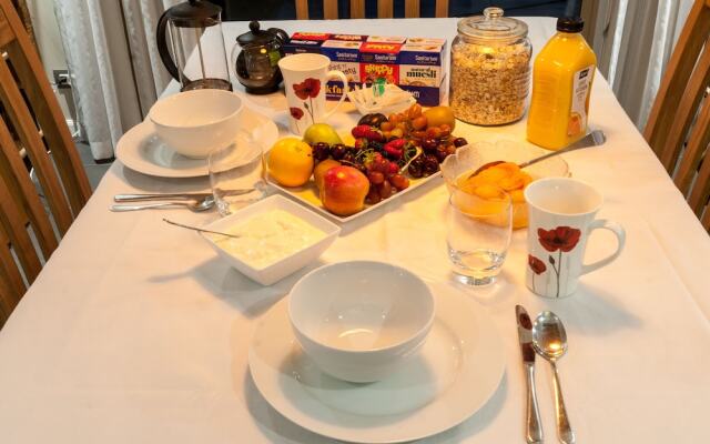 Tawny Hills B&B