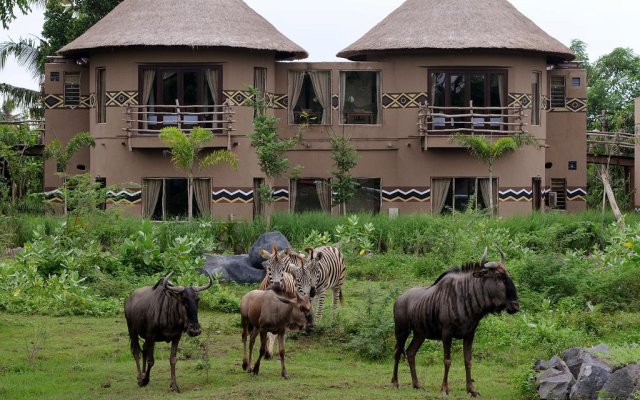 Mara River Safari Lodge
