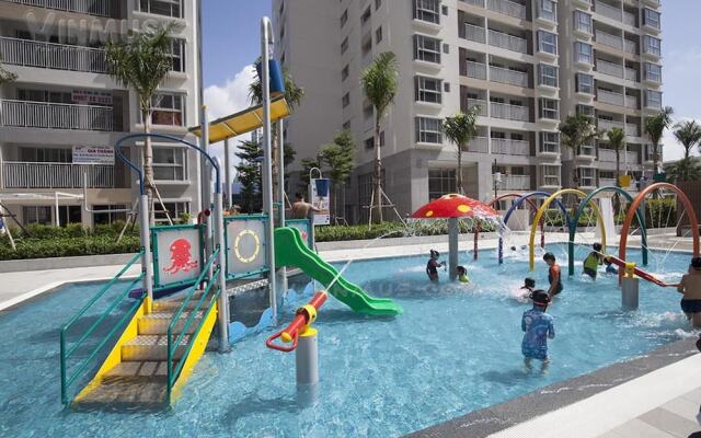 Modern 3 Bed Apartment in Ho Chí Minh City