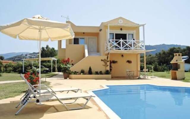 Gyra Villas