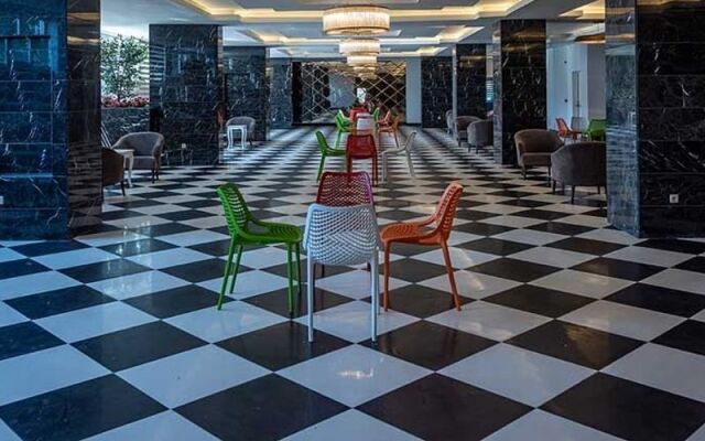 Simurg Halal Luxury Hotel